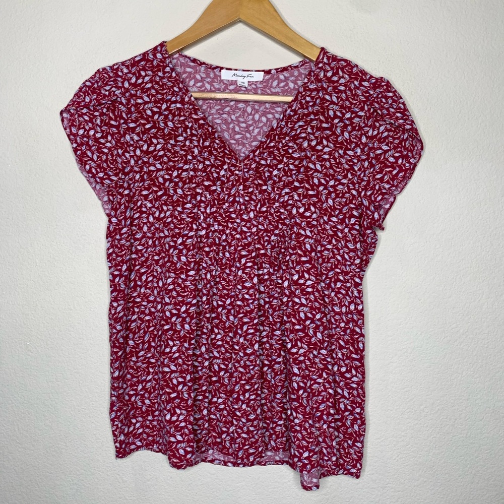 Monday Fun Floral Blouse, Size XS